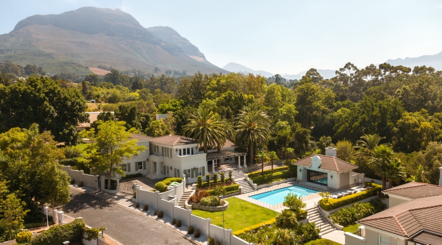 9 Bedroom Property for Sale in Parel Vallei Western Cape